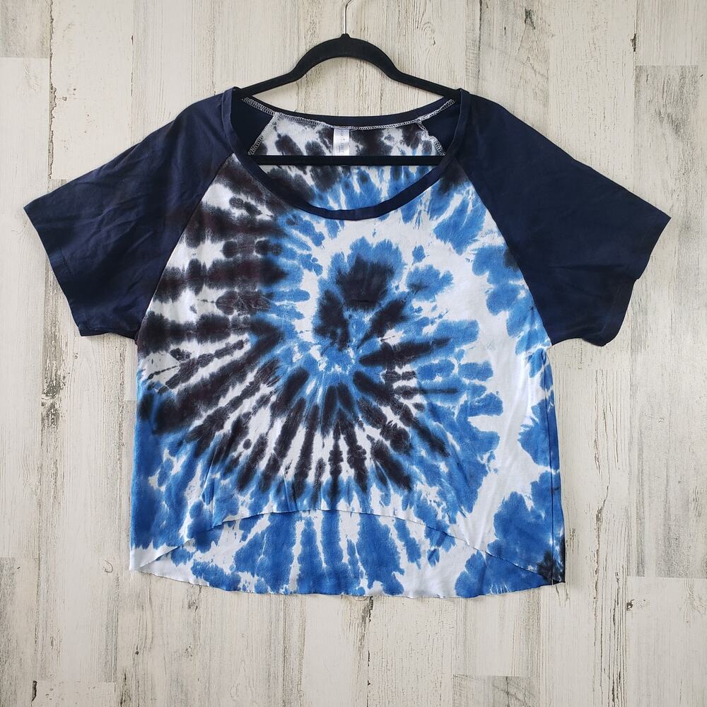 NWOT Over The Limit Black Blue Spiral Tie Dye Raglan Tee Women's Size Small